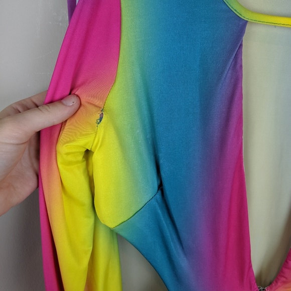 Rainbow Cutout Playsuit - H8 - Picture 3 of 7
